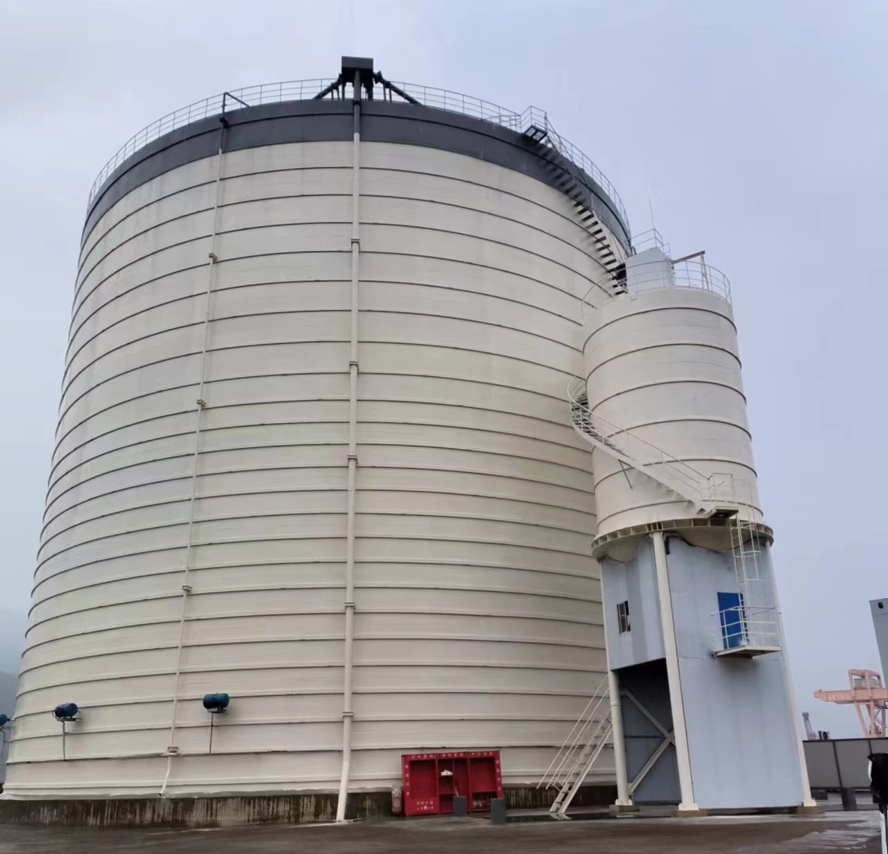 大丰10万吨水泥钢板库